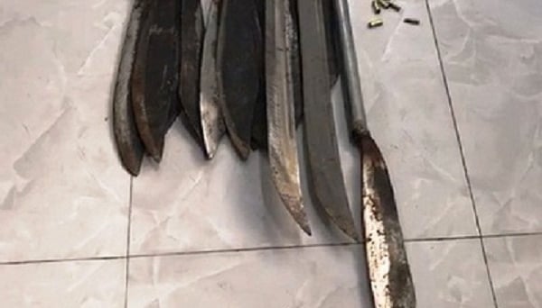 Ngăn chặn kịp thời cuộc hỗn chiến với nhiều hung khí 'hạng nặng'