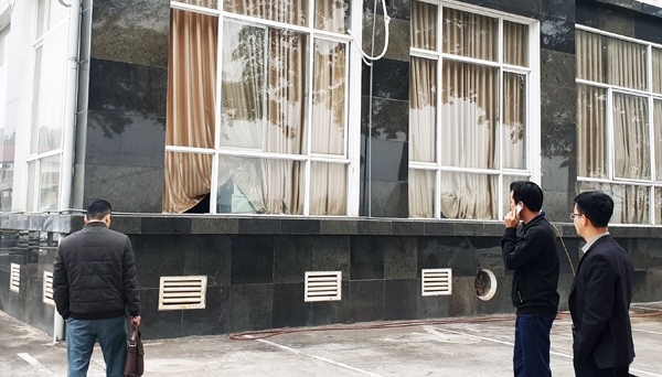 Trộm đột nhập trụ sở cơ quan nhà nước lấy đi két sắt