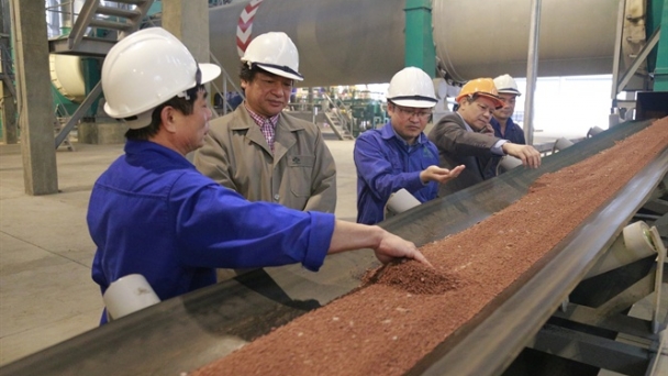 Nhiều đại lý đặt hàng nhà sản xuất làm sản phẩm kém chất lượng!