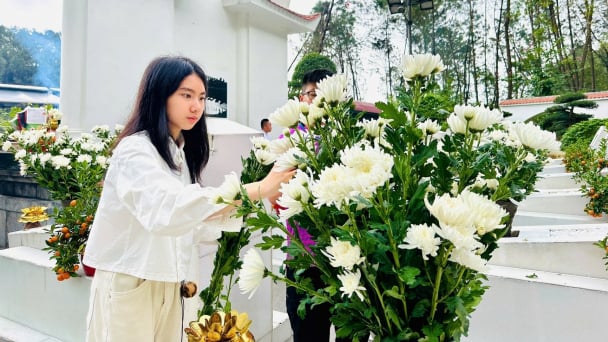Hơn 10.000 lượt du khách dâng hương tại Ngã ba Đồng Lộc những ngày đầu xuân