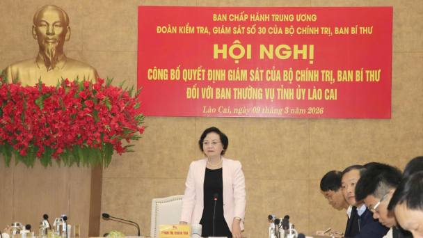 Công bố quyết định kiểm tra, giám sát của Bộ Chính trị tại Lào Cai