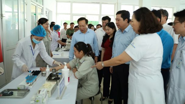 Lào Cai phát động khám sức khỏe miễn phí toàn dân
