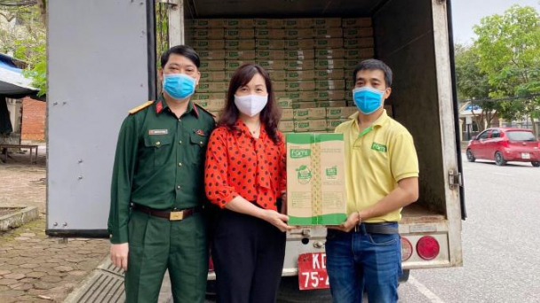 1 triệu hộp sữa Fami chuyển đến tuyến đầu chống dịch