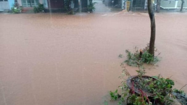 Mưa lớn ở Hà Giang: 2 người bị vùi lấp, nhiều nơi ngập sâu