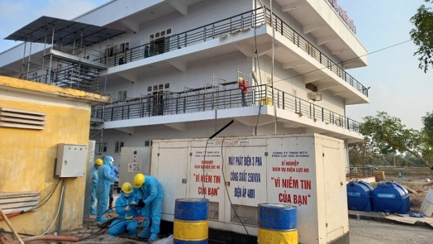 Tập đoàn Điện lực Việt Nam đảm bảo phục vụ điện dịp tết