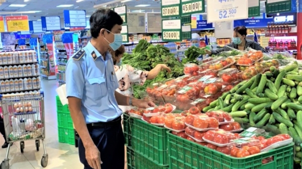Thành lập Tổ công tác Tiền phương, đảm bảo hàng hóa thiết yếu cho miền Nam