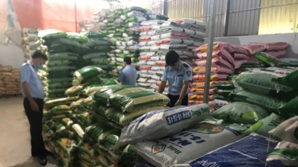 Lộ diện hàng loạt đại lý tiếp tay cho phân bón giả