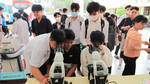 Đại học Trà Vinh: Thêm hai ngành ‘hot’ năm học 2023 - 2024