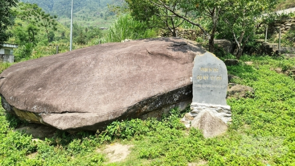 Hà Giang kỳ bí [Bài 3]: Bãi đá cổ và tiếng ếch kêu huyền thoại
