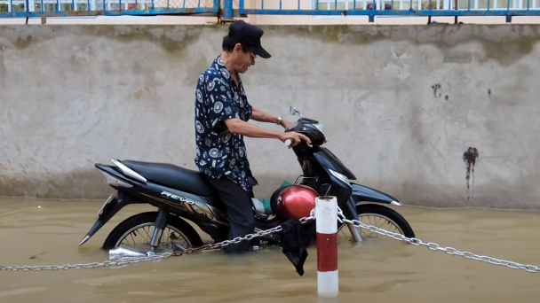 Nguy cơ ngập lụt nguy hiểm khi triều cường kết hợp mưa lớn