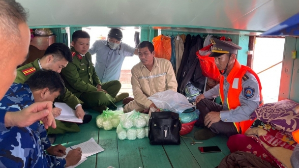 Khởi tố chủ tàu cá tàng trữ trái phép chất nổ ở Bạch Long Vĩ
