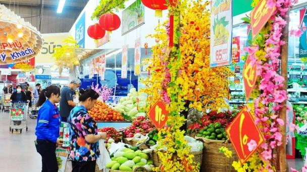 Siêu thị tăng 10 - 15% trái cây, nông sản dịp Tết