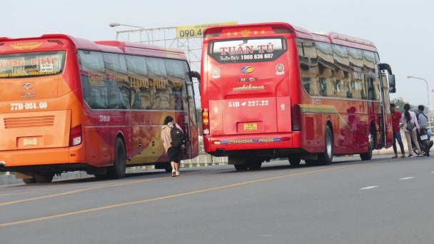 Chấn chỉnh hoạt động đón trả khách không đúng nơi quy định trong dịp 30/4