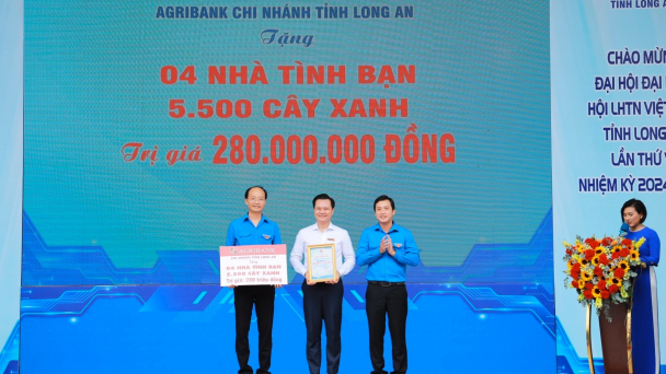 Agribank Long An lan toả văn hoá 'Agribank - Vì tương lai xanh'