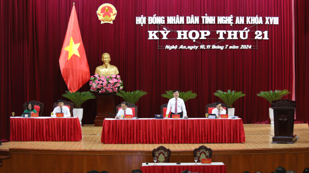 Nghệ An cần 5 năm để sắp xếp 1.000 lao động dôi dư