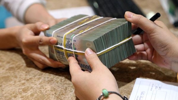 Ngân hàng có dấu hiệu trục lợi của khách hàng