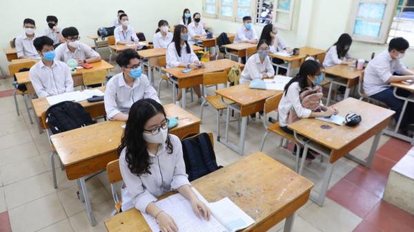Có nên thi Tú tài trong bối cảnh Covid-19 diễn biến phức tạp?