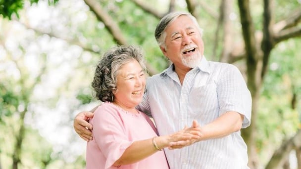 Nhà văn Tô Hoàng và câu chuyện ngày Quốc tế Người Cao Tuổi