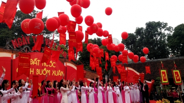 Ngày Thơ Việt Nam nhìn từ đô thị nhộn nhịp nhất phương Nam