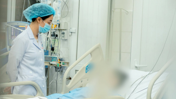 Người đàn ông bất ngờ sốc phản vệ nguy kịch sau khi ăn cá ngừ