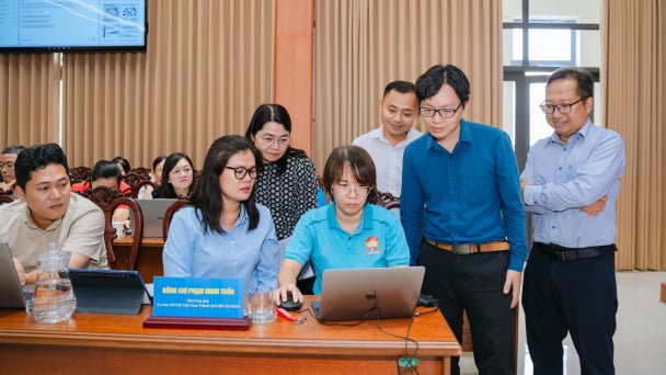 Bồi dưỡng năng lực số cho đội ngũ cán bộ Mặt trận