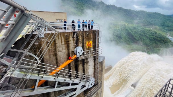 Tính toán kỹ lưỡng, cân nhắc nhiều mặt khi vận hành hồ thủy điện