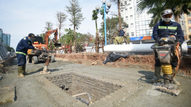 Hà Nội gấp rút thi công mở rộng đường Hoàng Quốc Việt