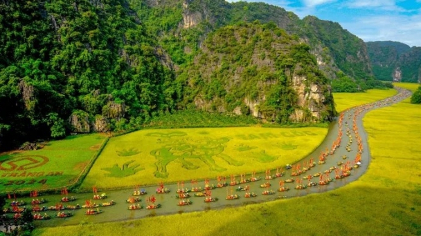 Ninh Bình đón gần 300.000 lượt khách trong Tuần du lịch năm 2024