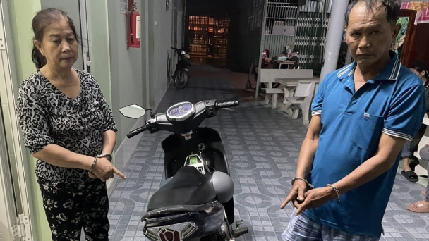 Khởi tố cặp vợ chồng hờ trộm cắp 3,5kg vàng