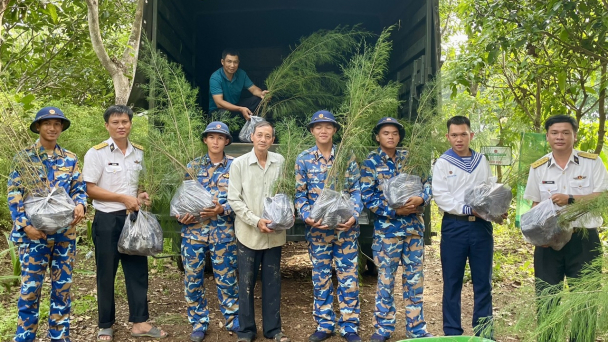 HANE tặng hơn 50.000 cây giúp phủ xanh quần đảo Trường Sa