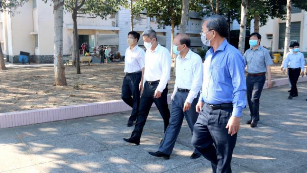 Tạm hoãn tổ chức đám cưới, liên hoan, sinh hoạt tập trung đông người