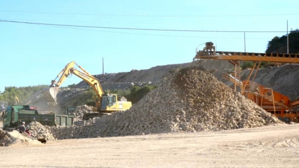 Khánh Hòa kiên quyết đóng cửa mỏ khoáng sản ‘né’ lắp thiết bị giám sát