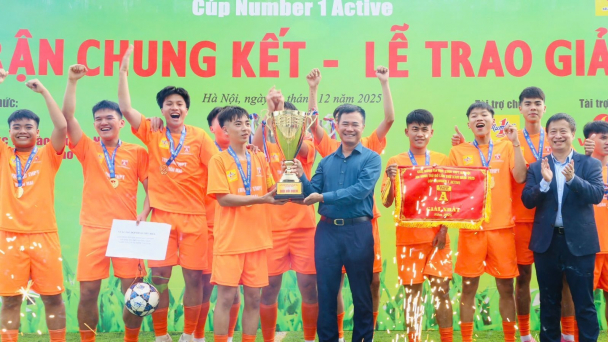 Năng lượng tuổi trẻ lan tỏa trong giải bóng đá học sinh THPT Hà Nội - ANTĐ, Cup Number 1 Active