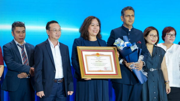 Unilever Việt Nam đón nhận Bằng khen của Thủ tướng Chính phủ