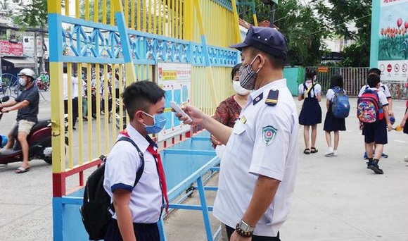 Tỉnh Tuyên Quang cho học sinh đi học trở lại
