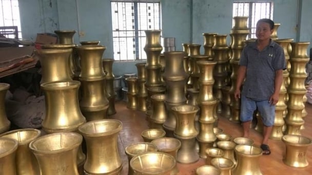 Chàng trai nặng lòng với biển