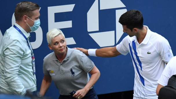 ‘Khiến’ Djokovic bị loại khỏi Mỹ Mở rộng, nữ trọng tài bị dọa giết