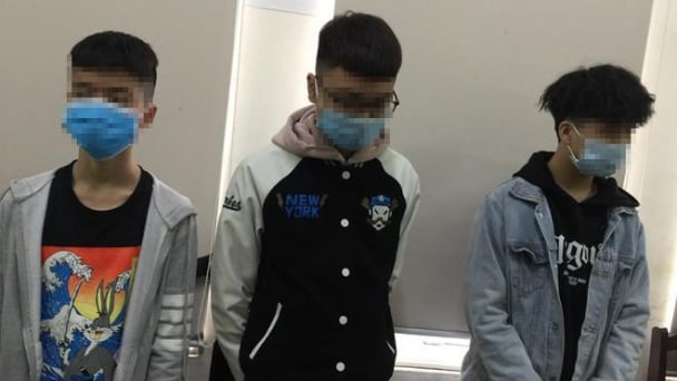 Nhóm nam sinh sàm sỡ phụ nữ ở Hồ Tây đều dưới 18 tuổi