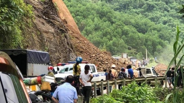 Mưa lớn gây sạt lở 4 tuyến đường giao thông ở Hà Giang