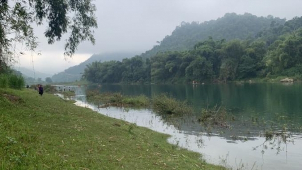 Hà Giang: Tìm thấy thi thể 1 em học sinh trong vụ lật thuyền