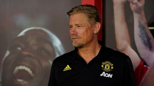 Huyền thoại Schmeichel: 'Có điên mới sa thải Ole Gunnar Solskjaer'