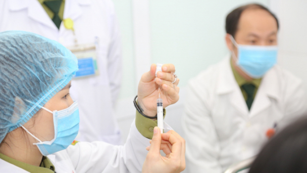 Bộ trưởng Bộ Y tế chịu trách nhiệm nếu thiếu vacxin để xảy ra hậu quả