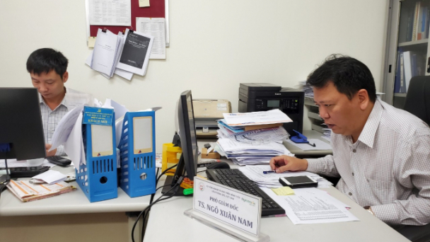 Cười ra nước mắt chuyện 'cọc đi tìm trâu'