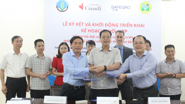 Hỗ trợ Hà Nội triển khai dự án 'An toàn thực phẩm vì sự phát triển'