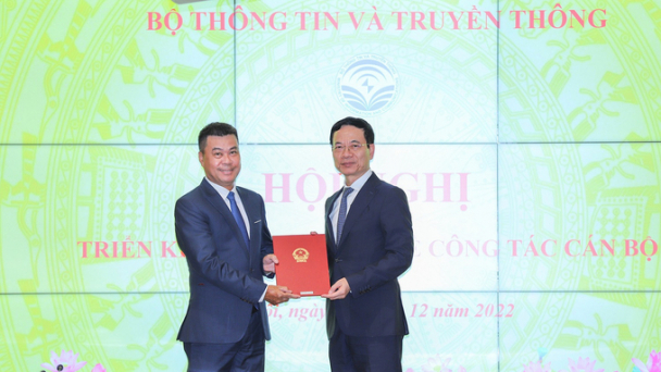 Ông Nguyễn Văn Bá làm Tổng biên tập Báo VietNamNet
