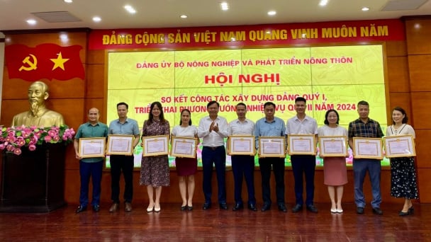 Đảng ủy Bộ NN-PTNT tổ chức Hội nghị Sơ kết 3 năm thực hiện Kết luận 01-KL/TW
