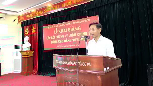 Đảng ủy Bộ NN-PTNT khai giảng lớp bồi dưỡng lý luận chính trị cho đảng viên mới năm 2024