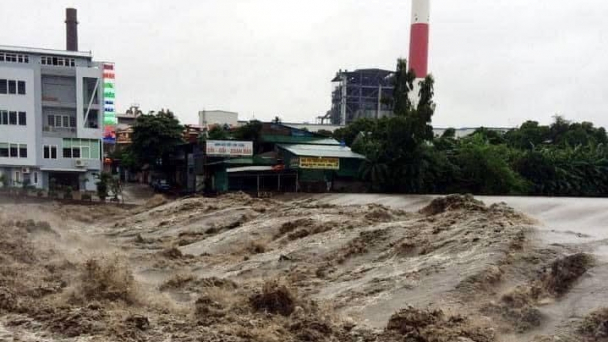 Mưa lớn kéo dài, nhiều địa phương ở Quảng Ninh ngập trong biển nước