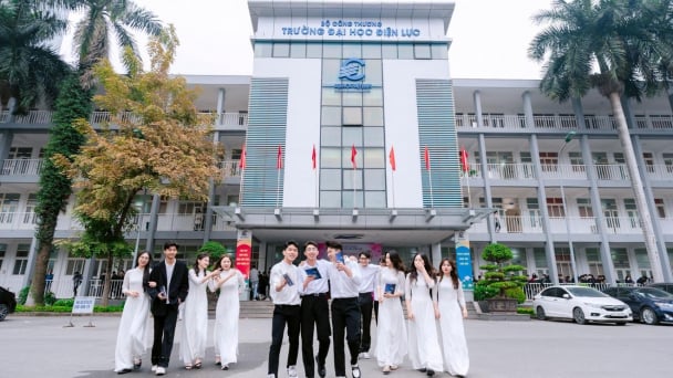 95% sinh viên hài lòng với dịch vụ giáo dục công tại Đại học Điện lực