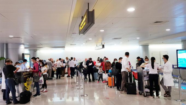 Tìm được 5 hành khách đi trên chuyến bay TK162 có người nhiễm Covid-19